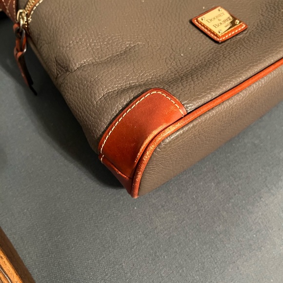 Dooney and Bourke Bag and Card/Coin Case in Elephant - Picture 6 of 10